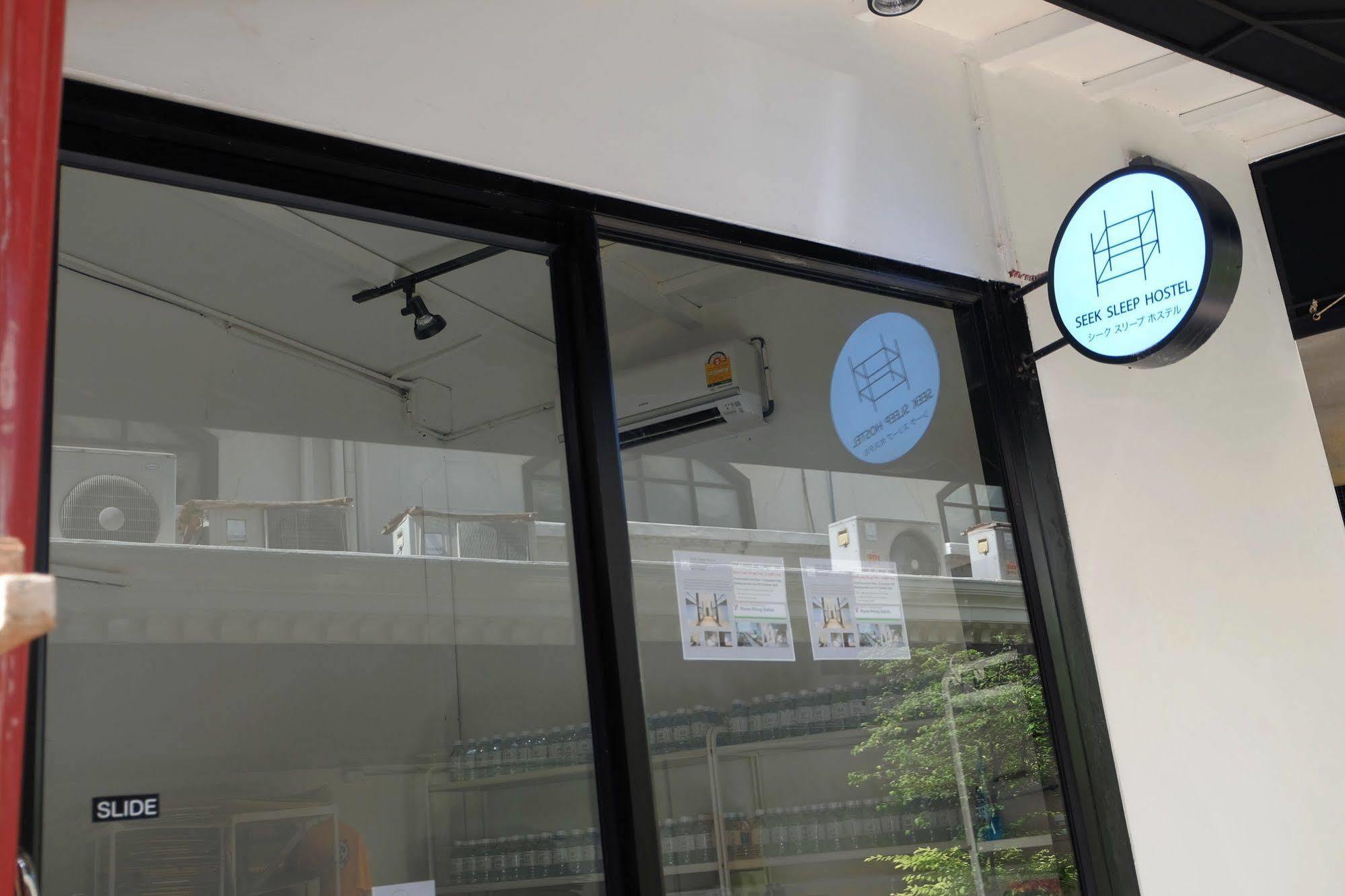 Seek Sleep Hostel Bangkok Luaran gambar
