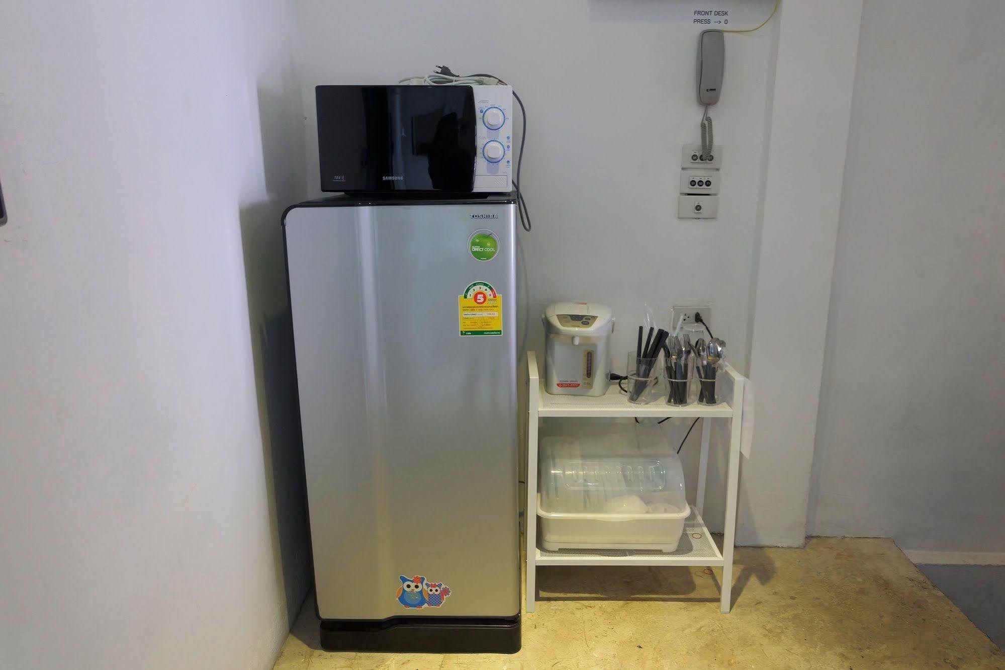 Seek Sleep Hostel Bangkok Luaran gambar