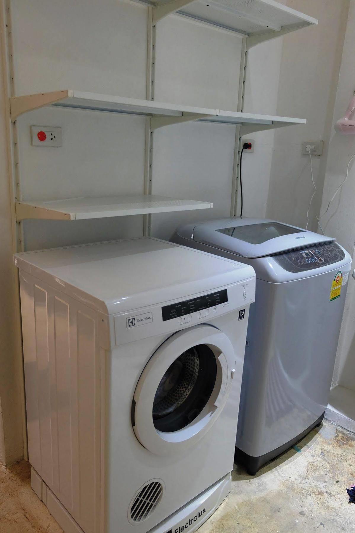 Seek Sleep Hostel Bangkok Luaran gambar